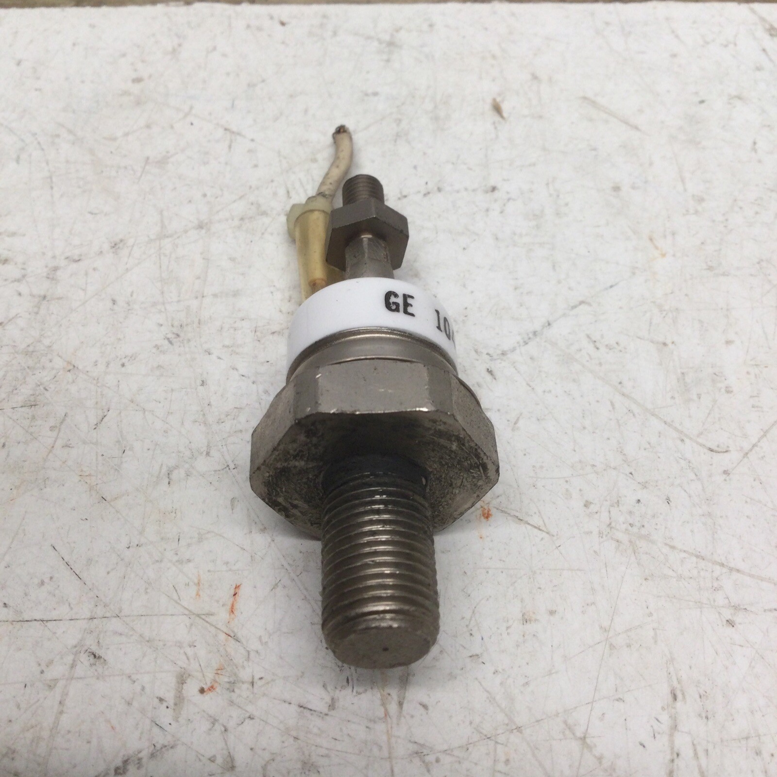 GE 104X125DA113 Silicon-Controlled Rectifier