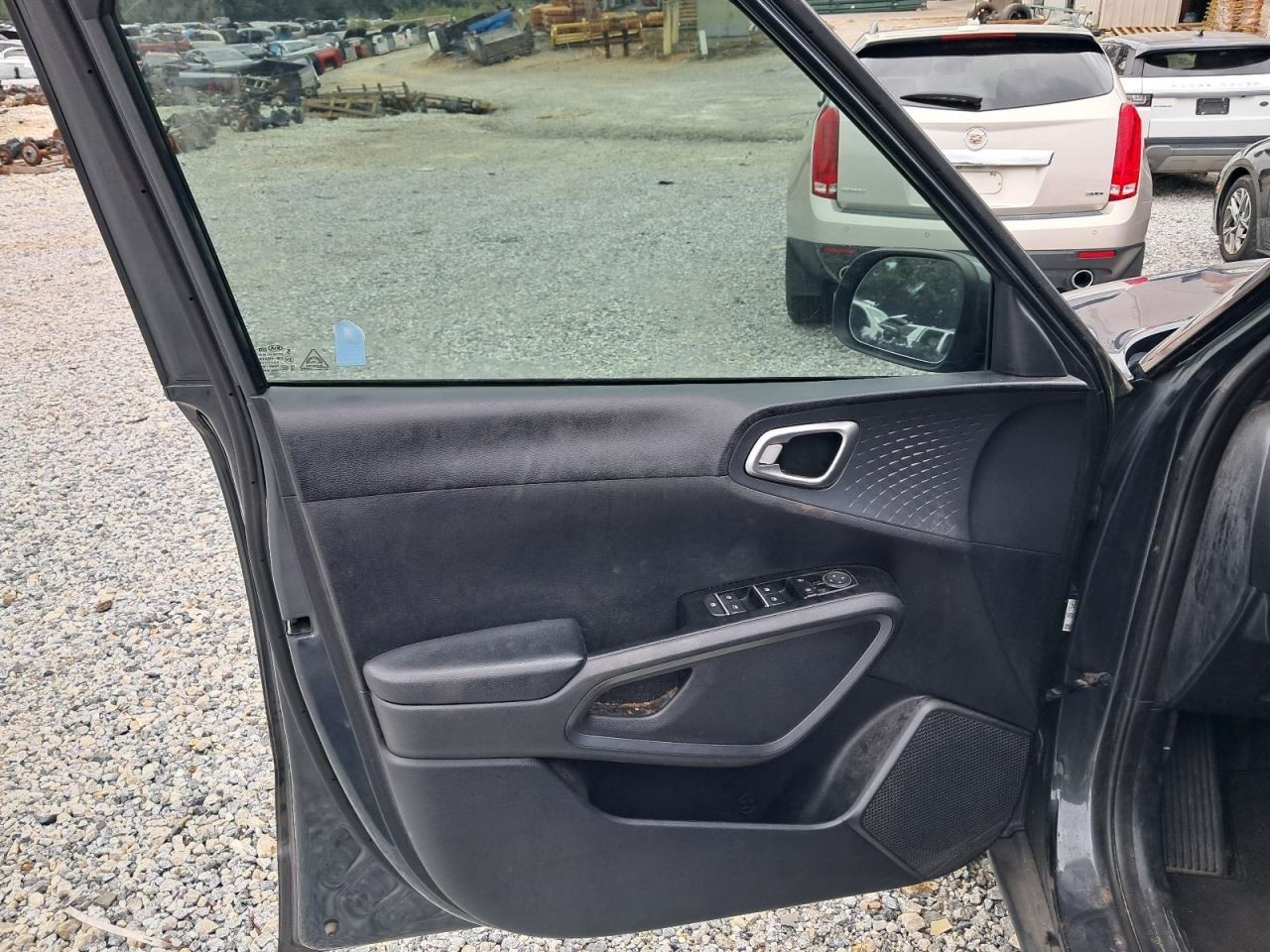 SOUL 2020 Glove Box 4804643
