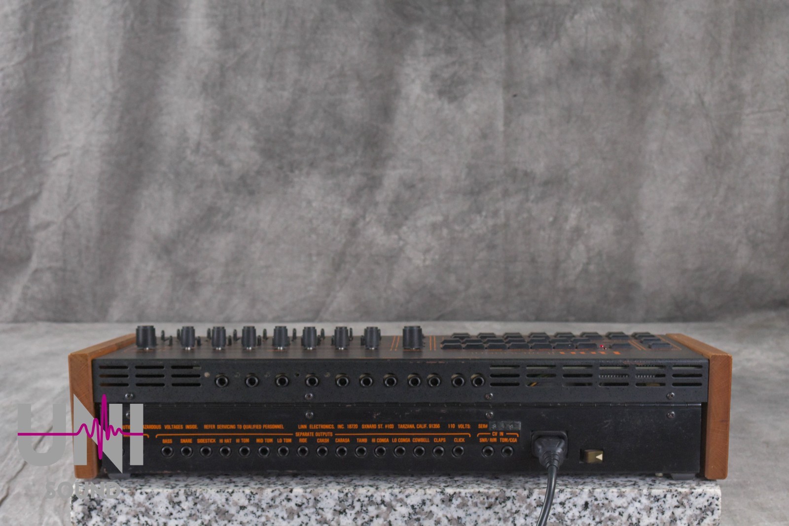 Linn Linn Drum LM-2 Drum Machine in Excellent Condition.