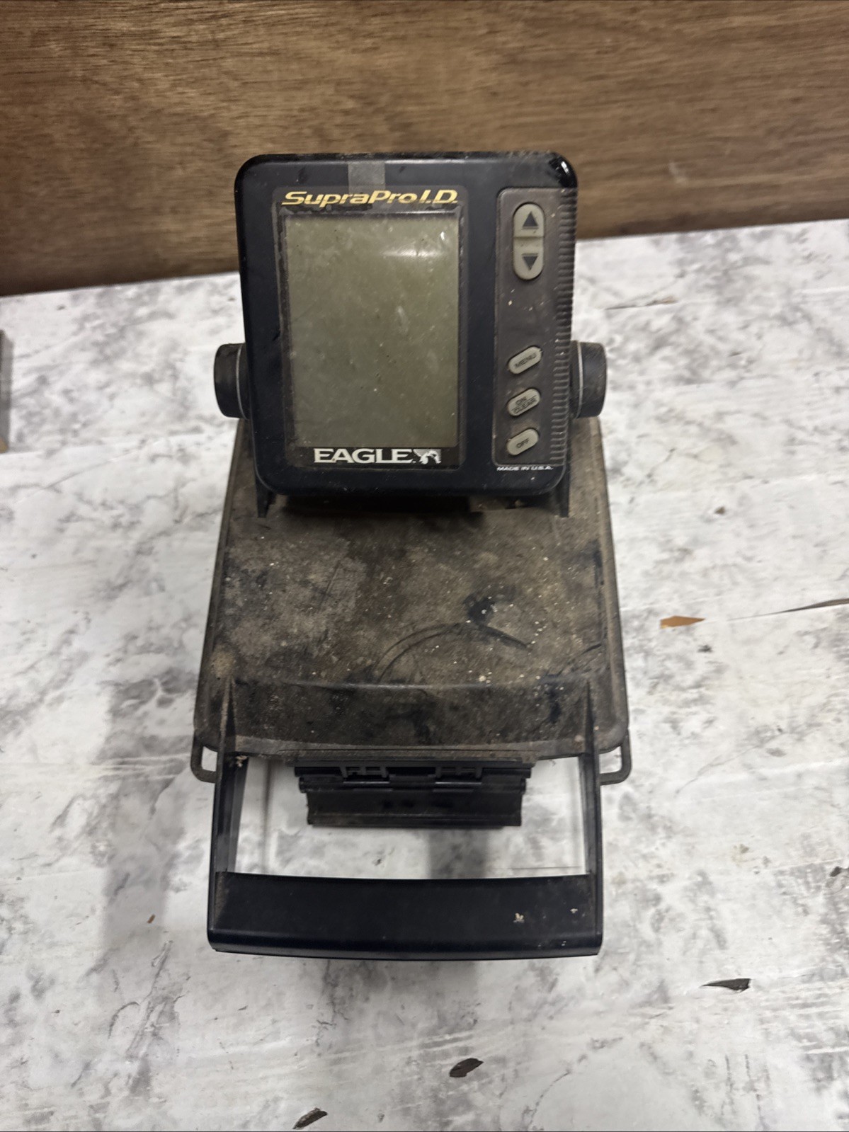 Eagle SupraPro ID Portable Fish & Depth Finder & Case Kayak New No Cable Parts
