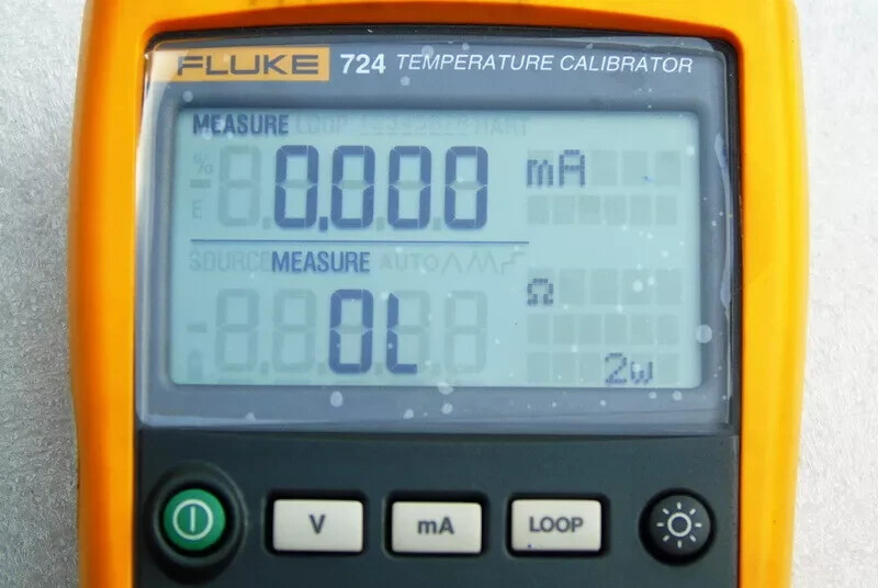 VGC FLUKE 724 TEMPERATURE MULTIFUNCTION PROCESS CALIBRATOR WITH BOX & PAPERS