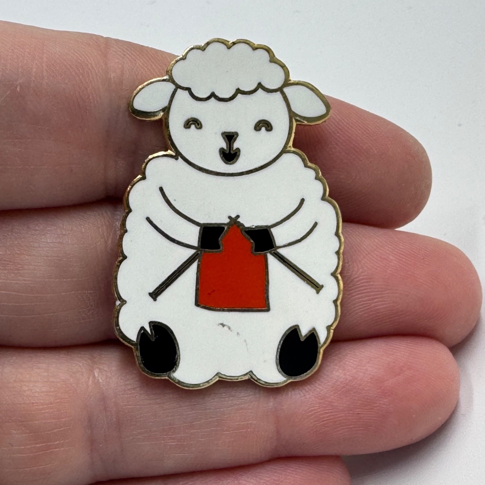 KnitPicks Sheep Knitting Yarn Lapel Pin White Red Cute Craft Animal