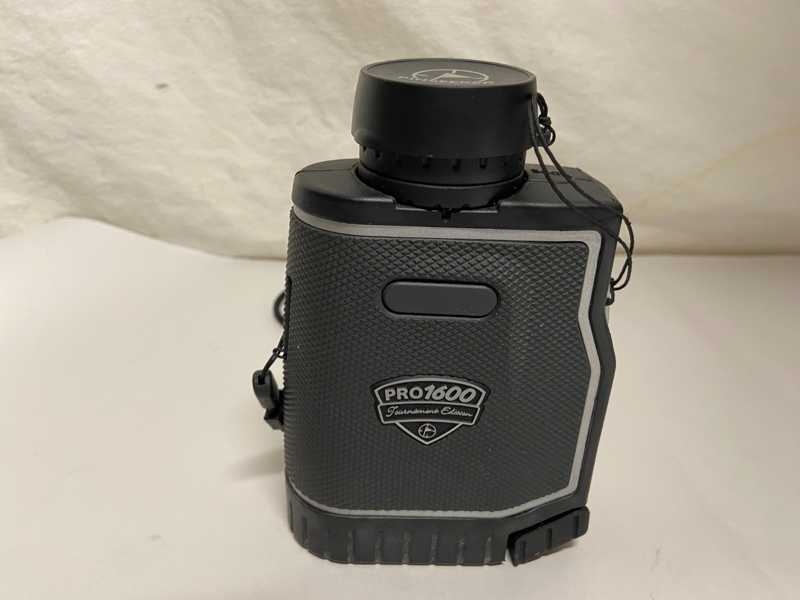 Bushnell Pro 1600 Tournament Range Finder Working Battery door broken