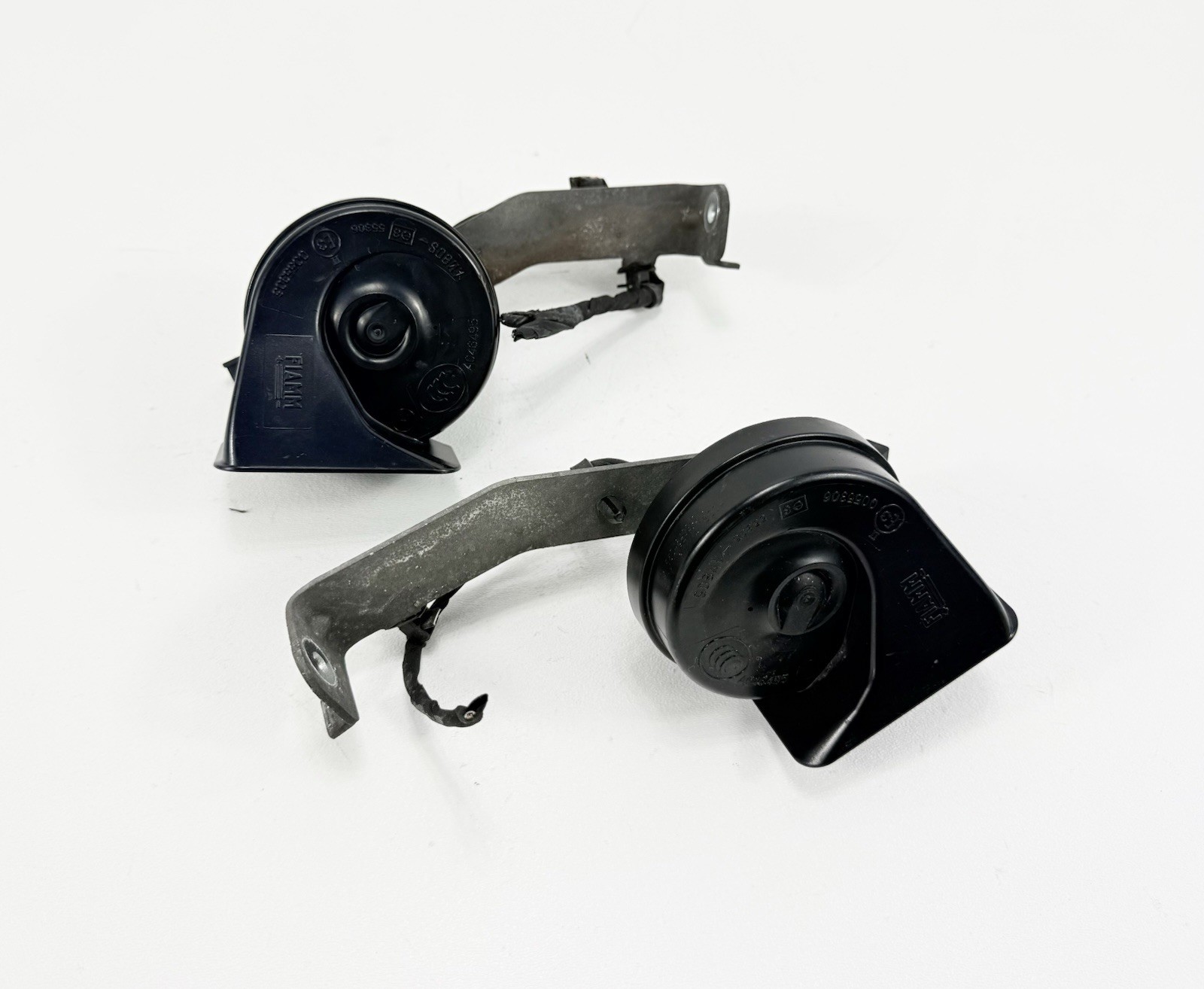 OEM 2014 Chrysler 300 High & Low Tone Horns 55306-AM80S