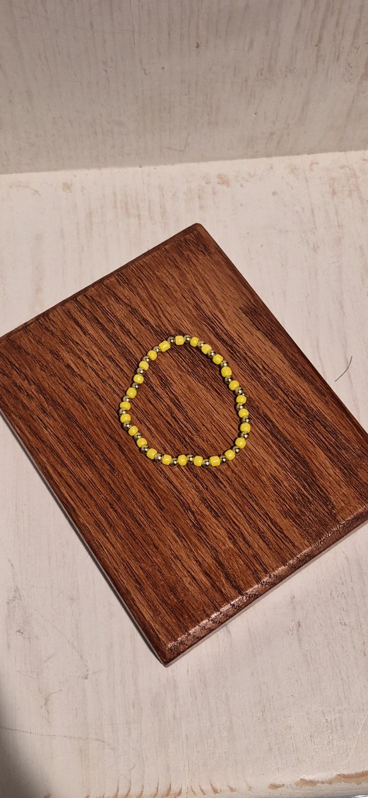 Beautiful Victory Handmade Yellow And Gold Beaded Stretch Bracelet