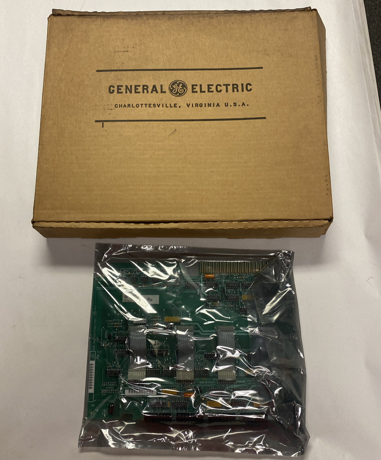 GE FANUC,IC600YB921A,OUTPUT MODULE NEW