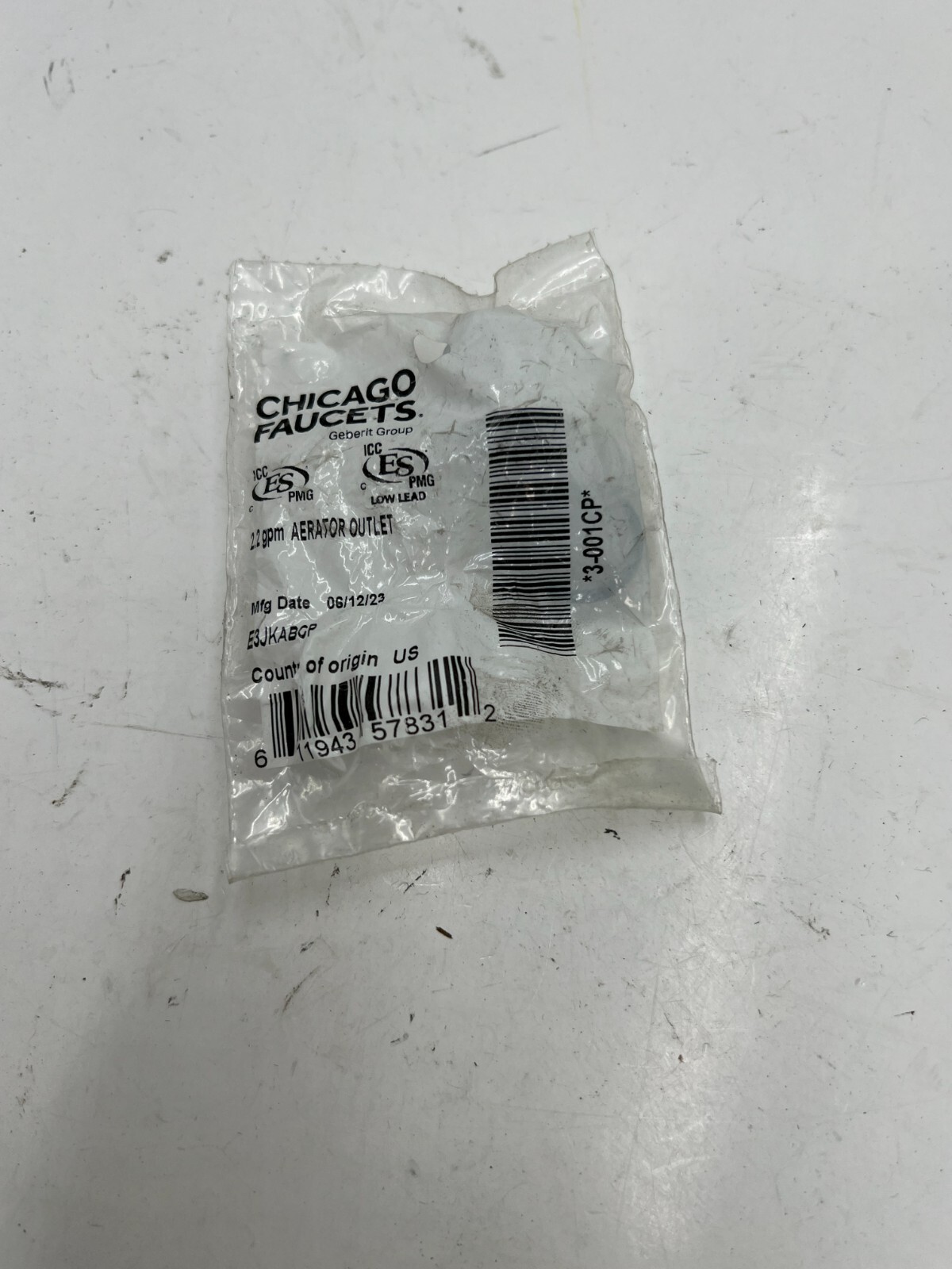 (QTY 2) Chicago Faucets 2.2 gpm Low Lead Faucet Aerated Outlet  E3JKABCP