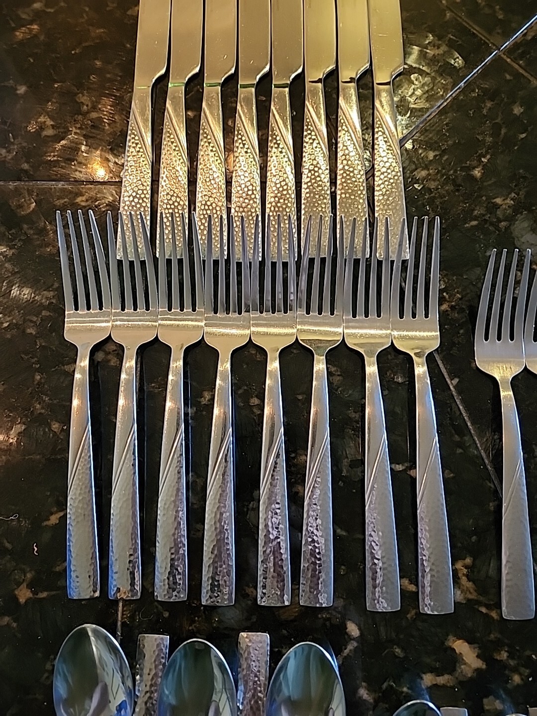 International Silver Loring Silverware Flatware Set 31 Pc.