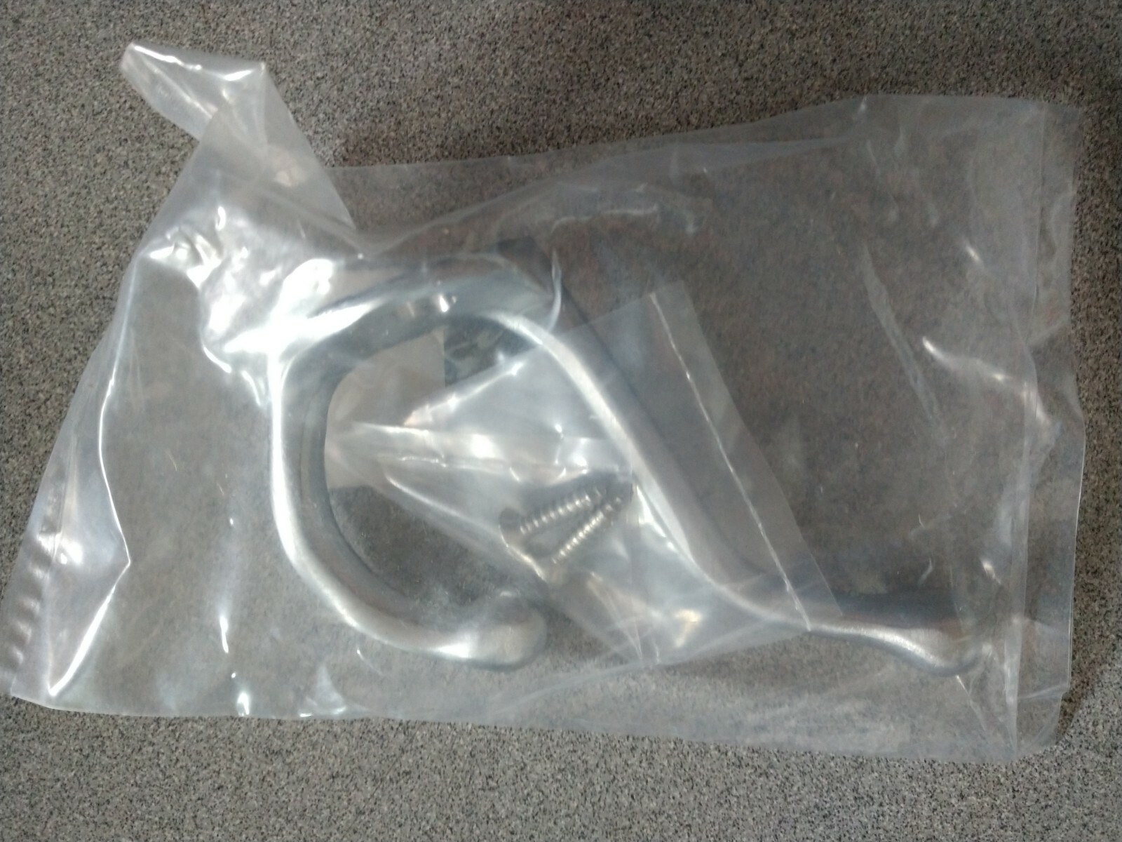 DON JO 300 COAT AND HAT HOOK SATIN CHORME