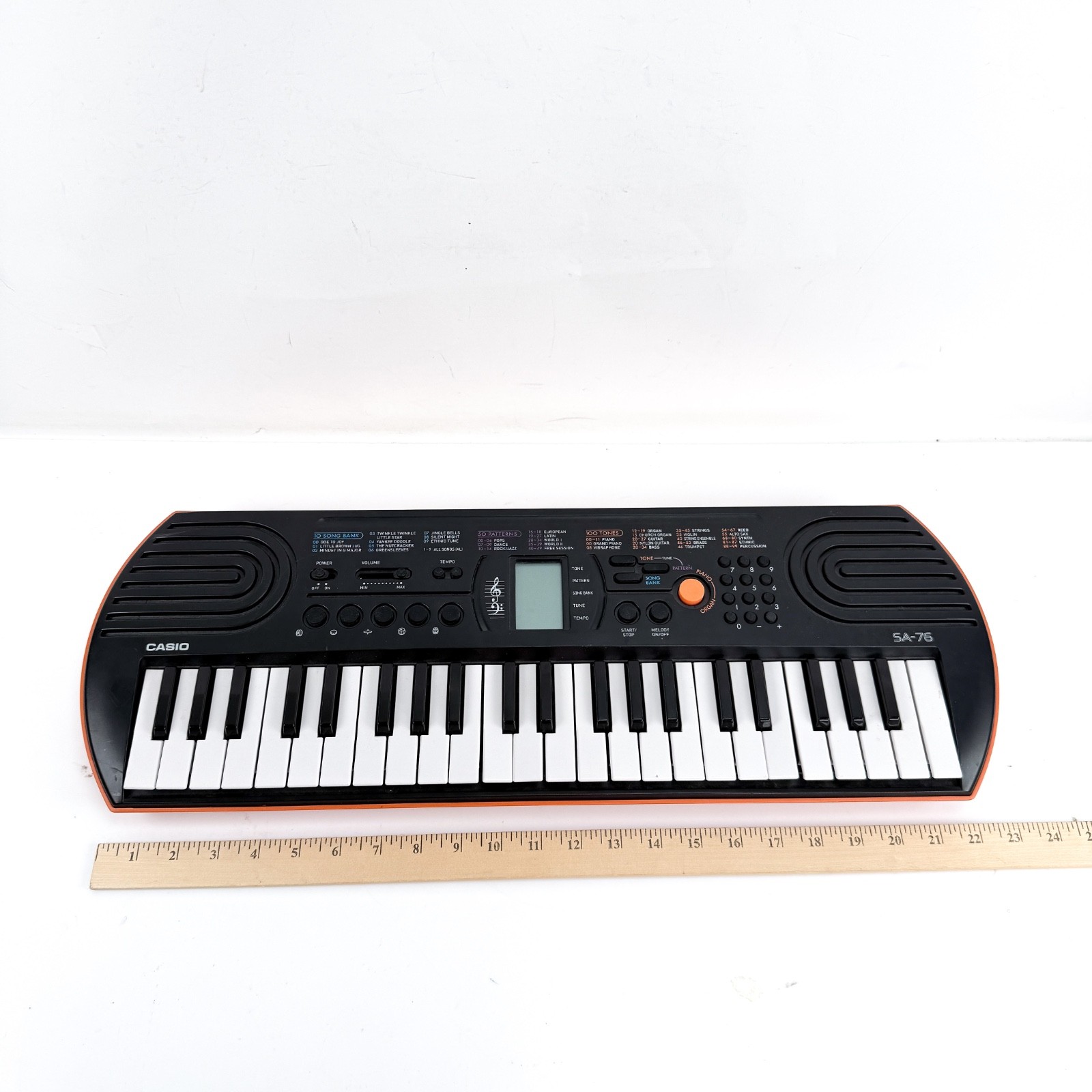 Casio SA-76 44-Key Mini Electronic Keyboard with 100 Tones 50 Rhythms - Works!