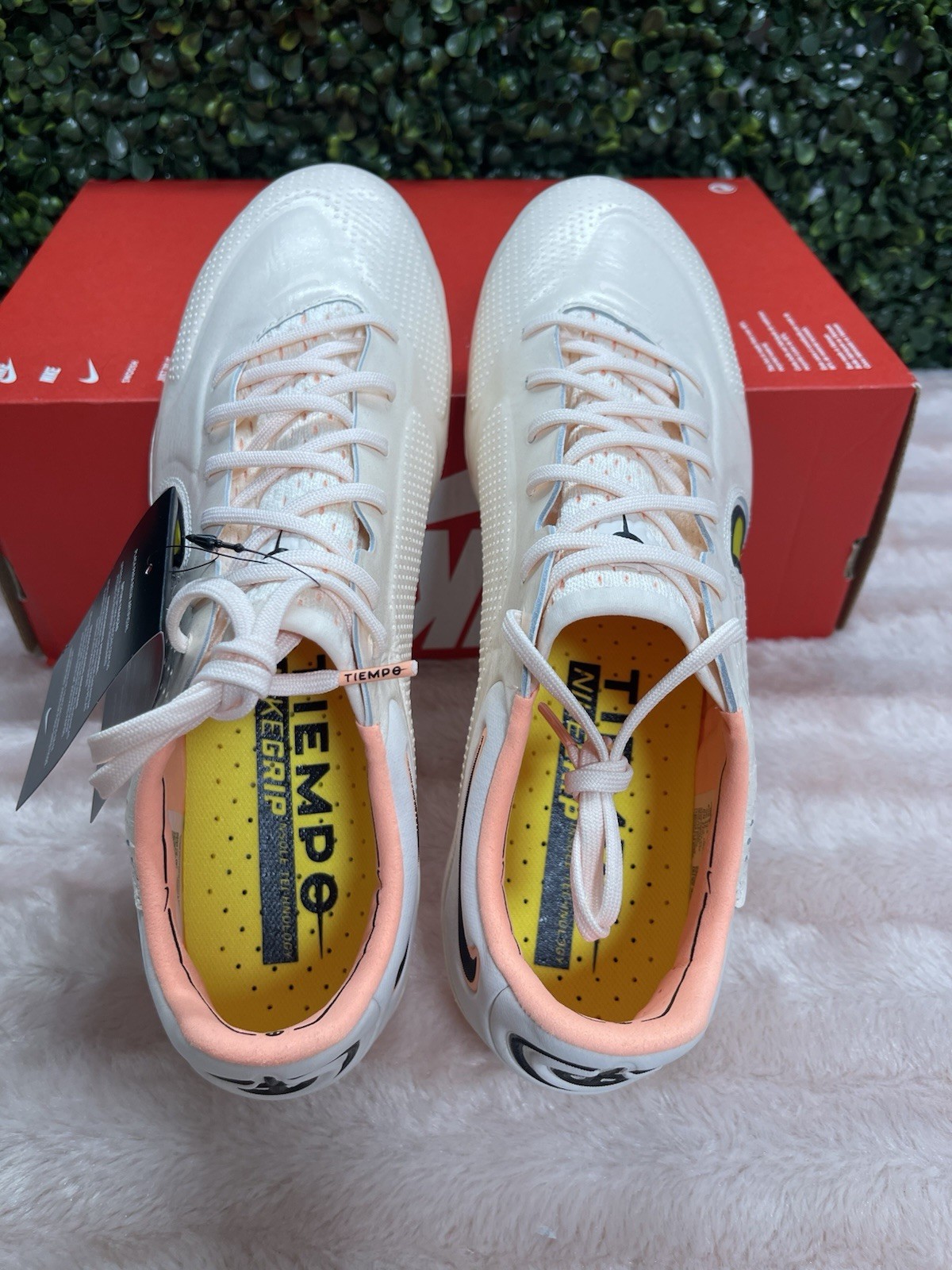 Men's Sz 9 - Nike Tiempo Legend 9 Elite AG Pro “Guava” DB0824-801 Lucent Pack