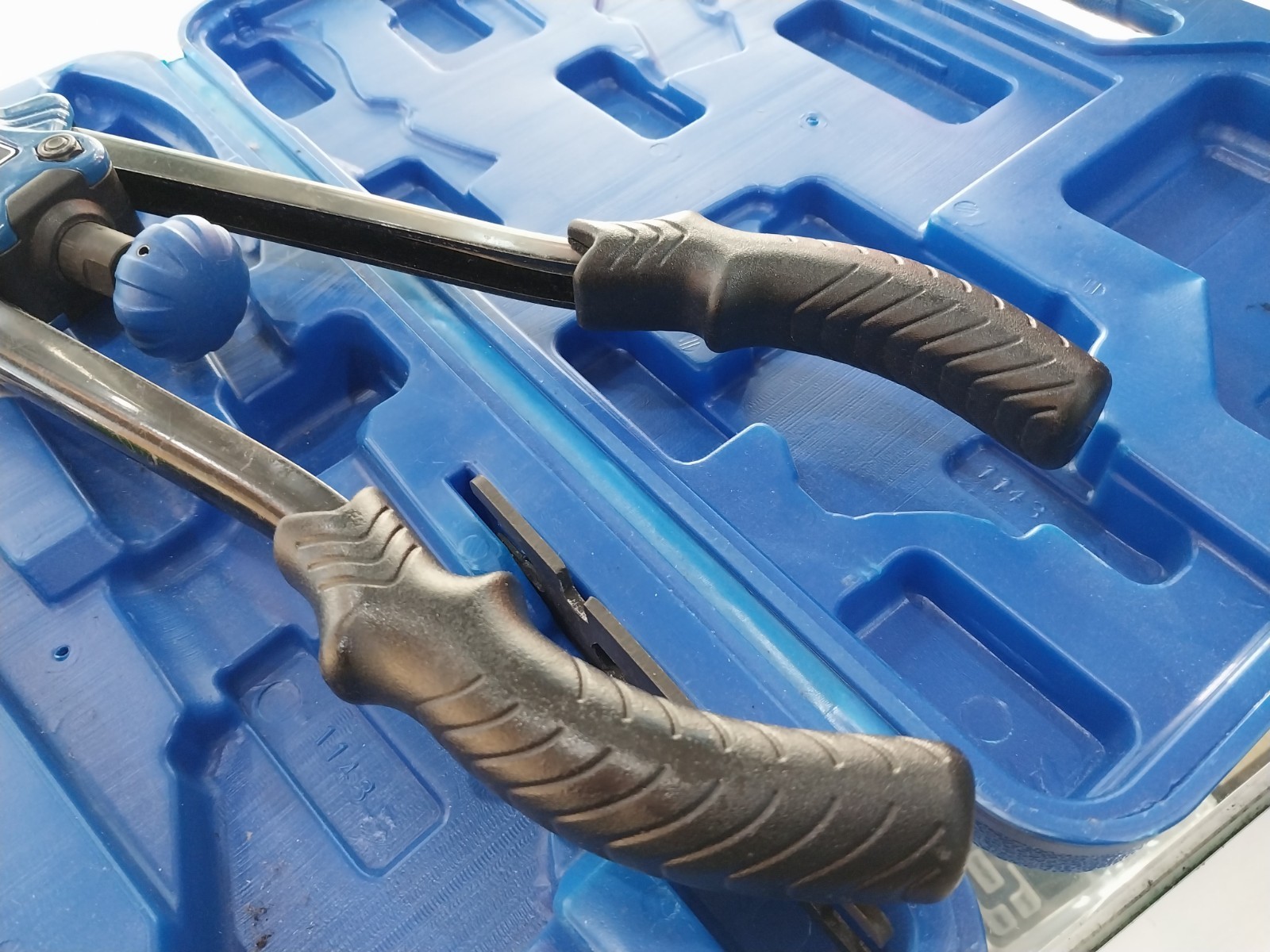 Hand Nut Riveter Riveting Kit Tool Nut Sert Tool Fastener M3 - M10
