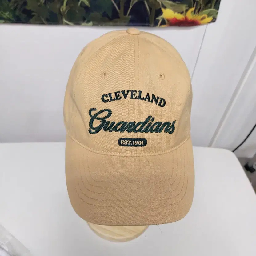 MLB Cleveland Baseball Cap - Adjustable Fit