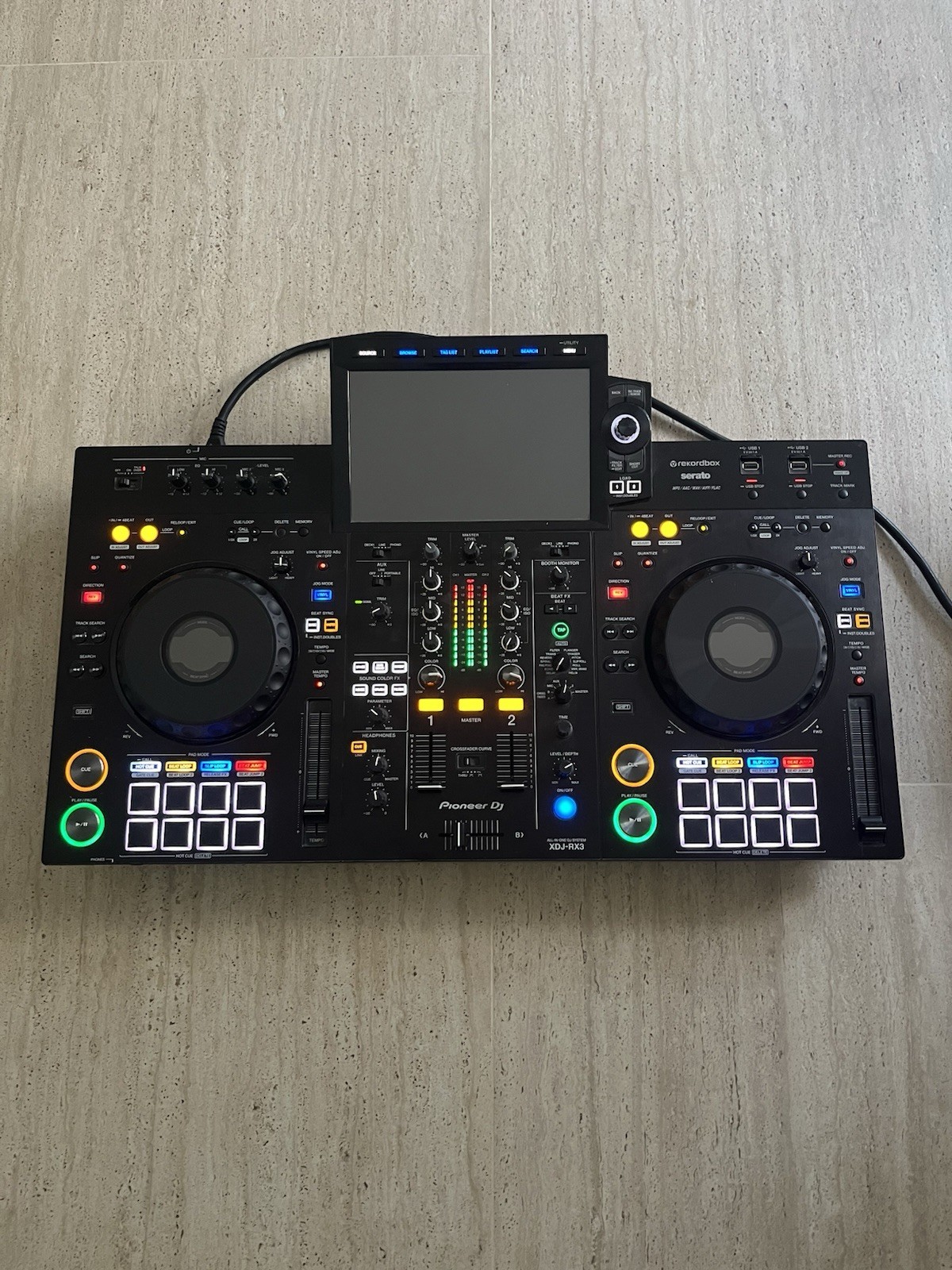 Pioneer DJ XDJ-RX3 2-Channel All-in-One DJ Controller, Color/Beat FX, Black