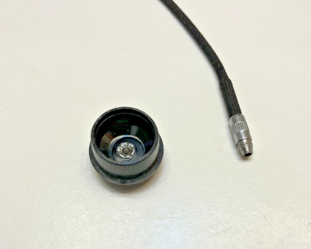 Leitz 10” Camera Shutter Release Lockable Trigger Cable with Button Cap