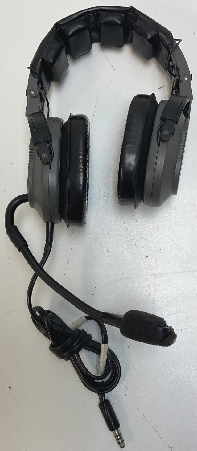 Telex Air3100 Aviation Pilot Headset with Boom Microphone