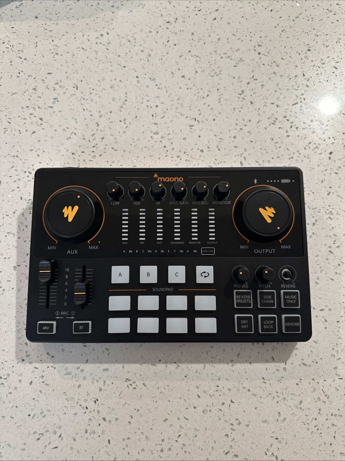 MAONO MAONOCASTER E2 PODCASTING CONSOLE AUDIO MIXER INTERFACE STREAMING
