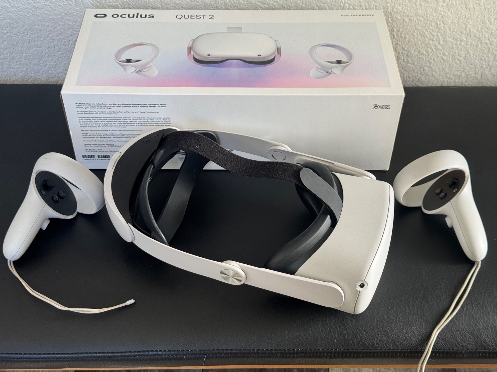 Meta Oculus Quest 2 128GB Virtual Reality Headset + Battery Headstrap Add-On