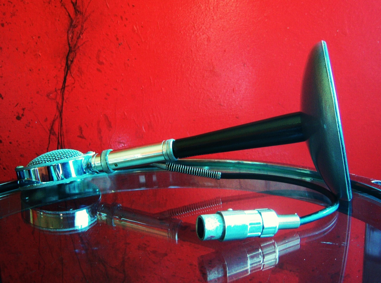 Vintage 1950's Astatic D-104 crystal microphone w F11 adapter & E6G desk stand