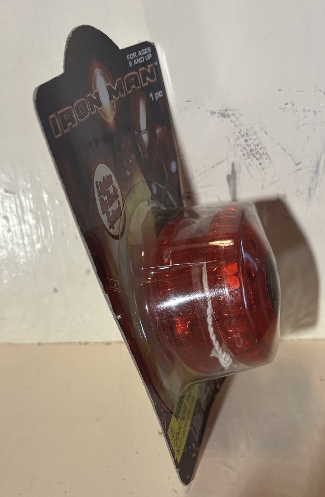 Marvel Iron Man Light Up Yo-Yo 2008 New Ages 6+