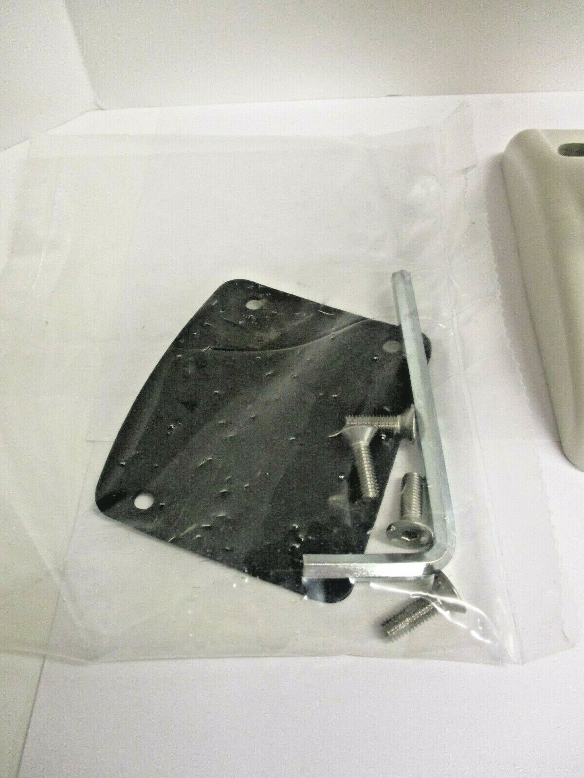 AXIS, VT WALL BRACKET, 0217-031 , SURPLUS