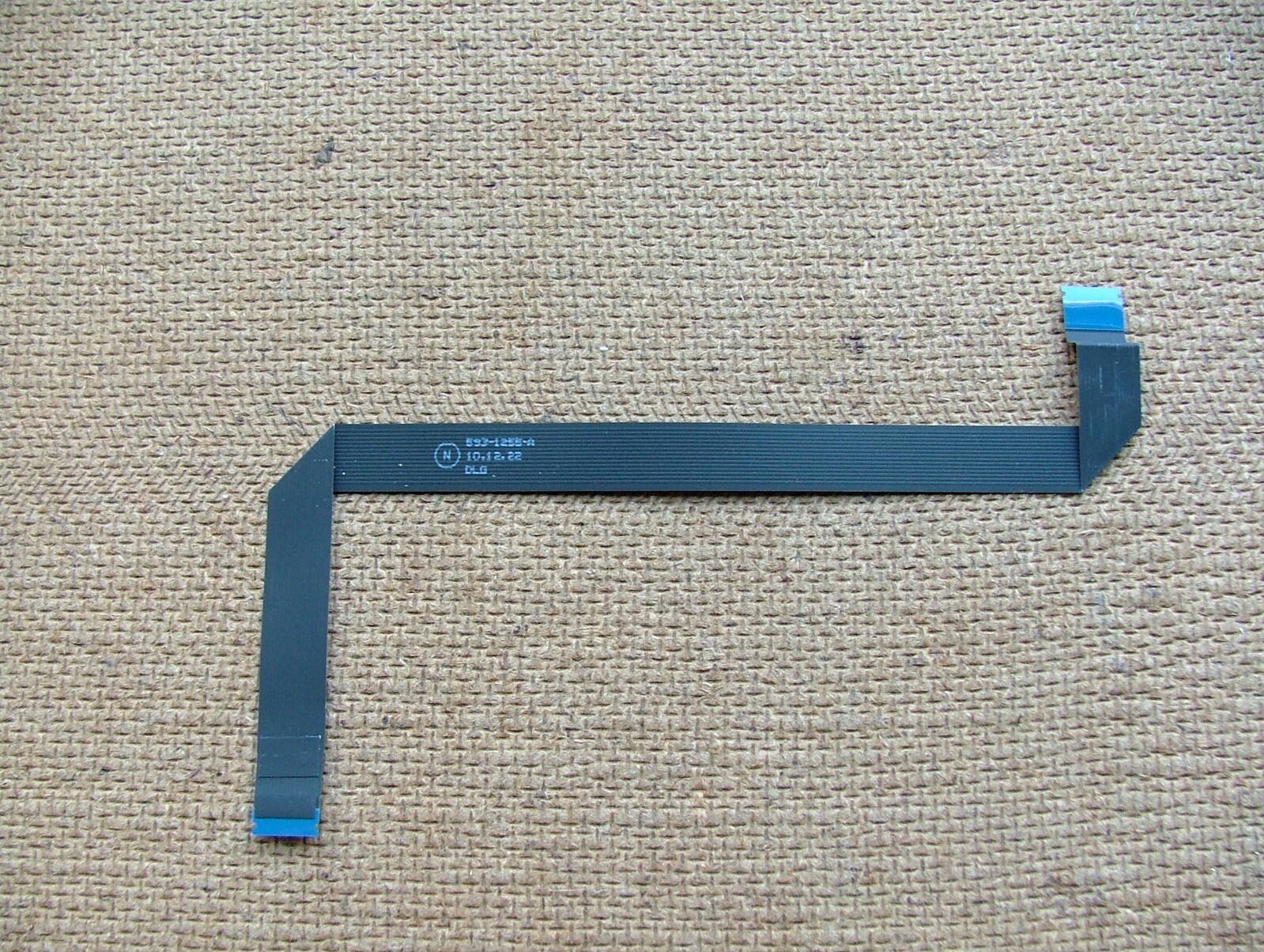 GENUINE APPLE MacBook Air 11" A1370 2010 Trackpad Cable 593-1255-A
