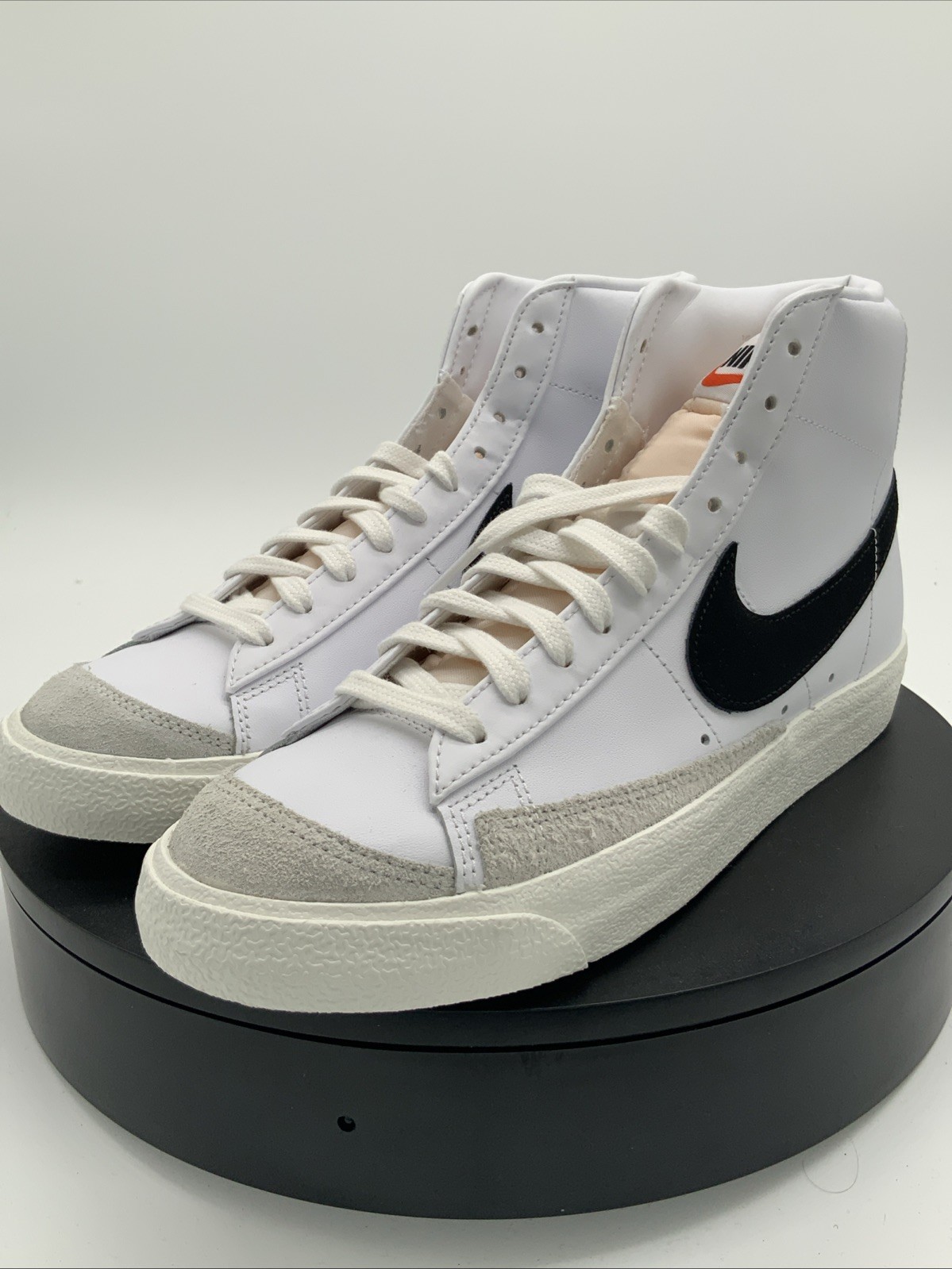 Nike Blazer Mid 77 Vintage Sneaker Size 9-11 White Black New BQ6806-100