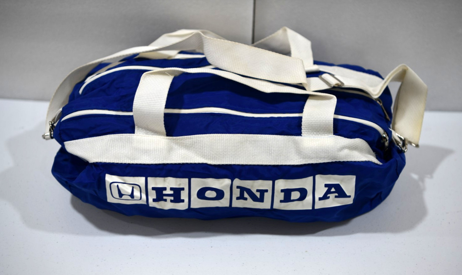 Honda Gym Bag 18x9"x6" New - Rare