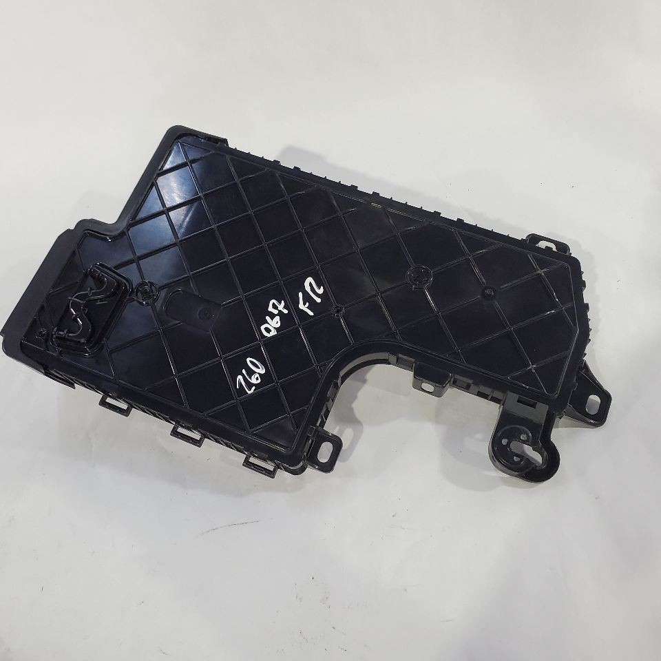2020 Tesla Model 3 OEM Front Right Low Voltage BCM Control Module 1100340