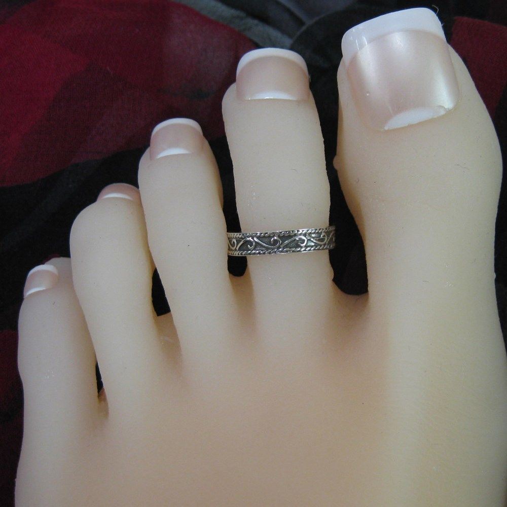 925 Sterling Silver Toe Ring- Fine Artisan Ring - Adjustable Artsy Toe Ring