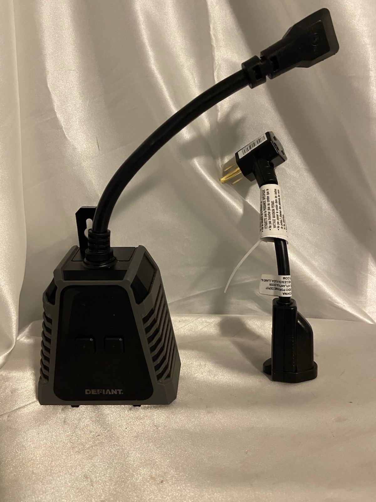 Defiant Outdoor Plug With 3 Outlets Smart Wi-Fi Bluetooth (extra 3rd Outlet)