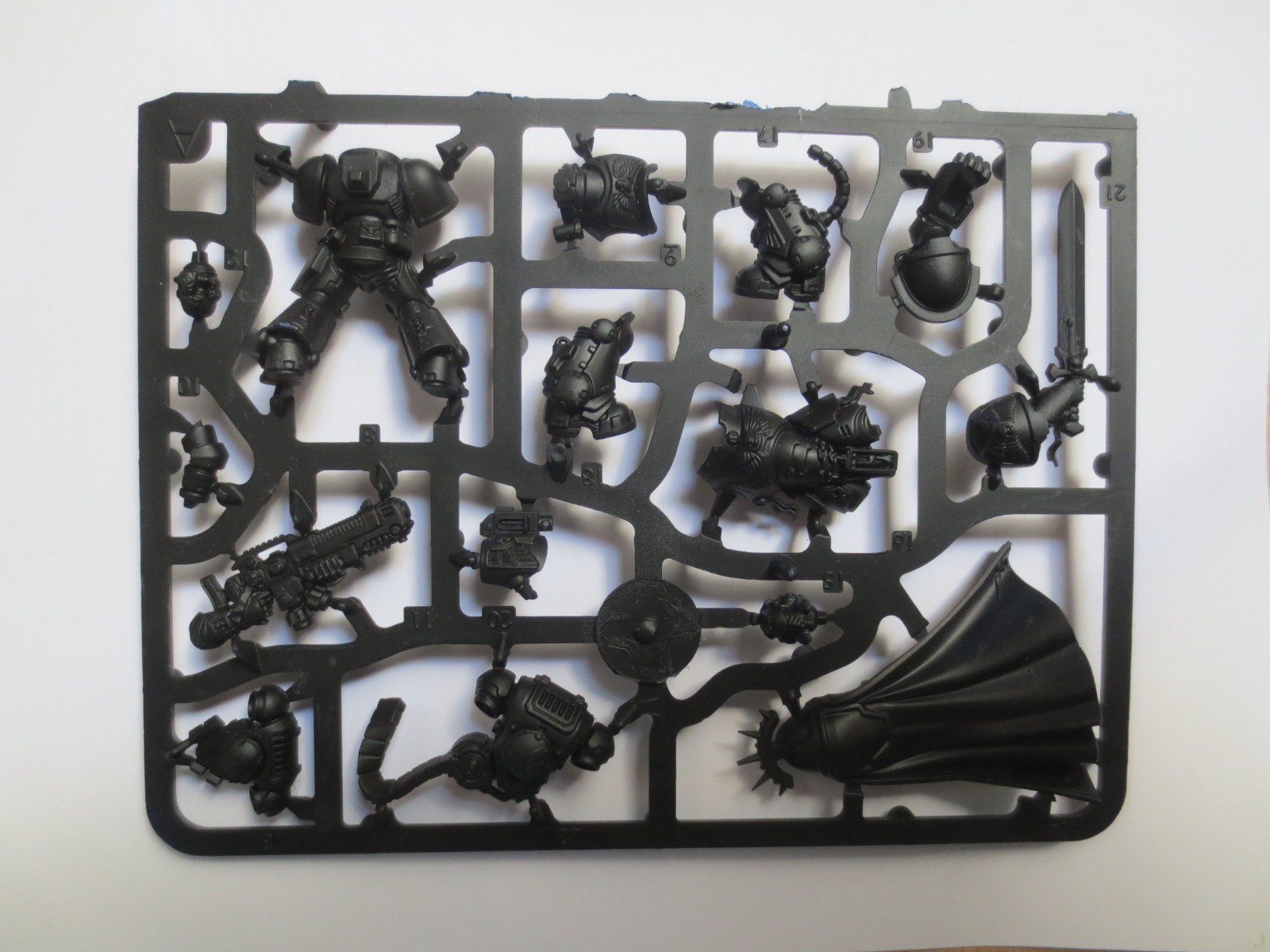 Space Marine Primaris Captain and Intercessor with Hellblaster On Sprue 40k A4