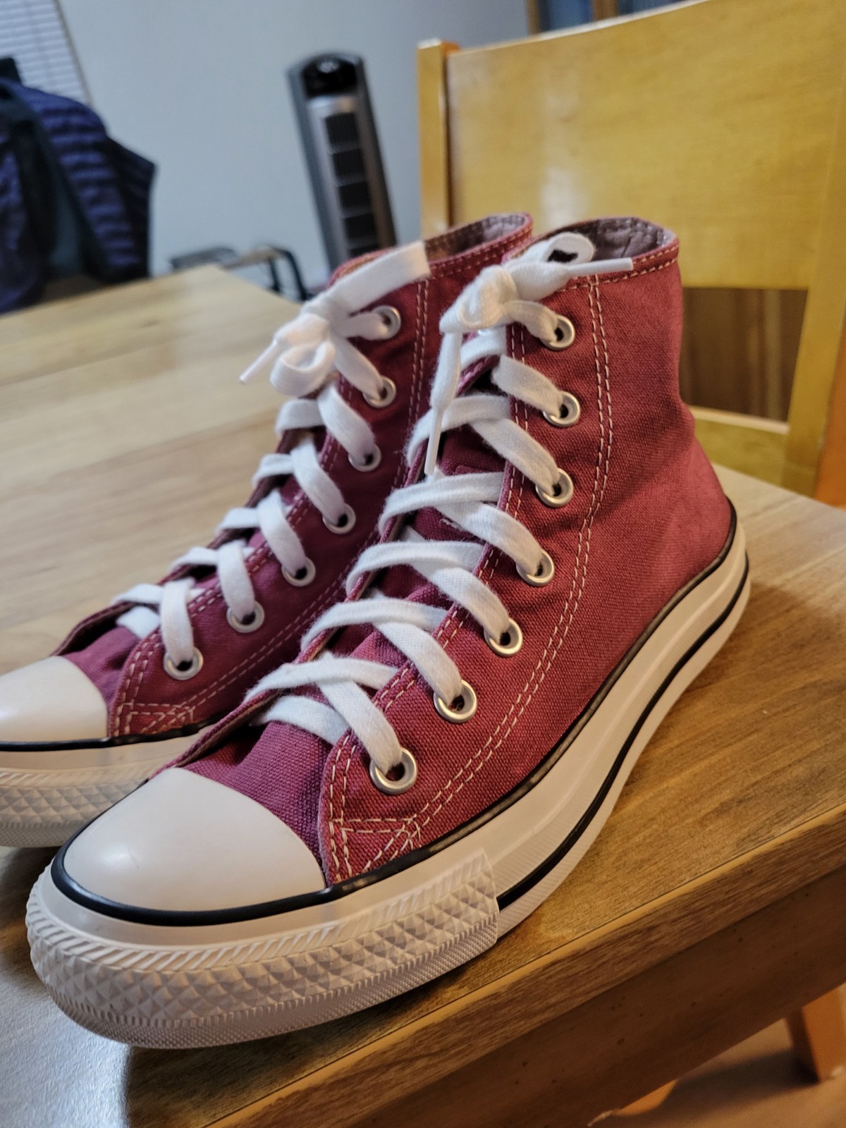 Berry Red Hightop Sneakers By Chuck Taylor Converse All Star Mens 6/Ladies sz 8.