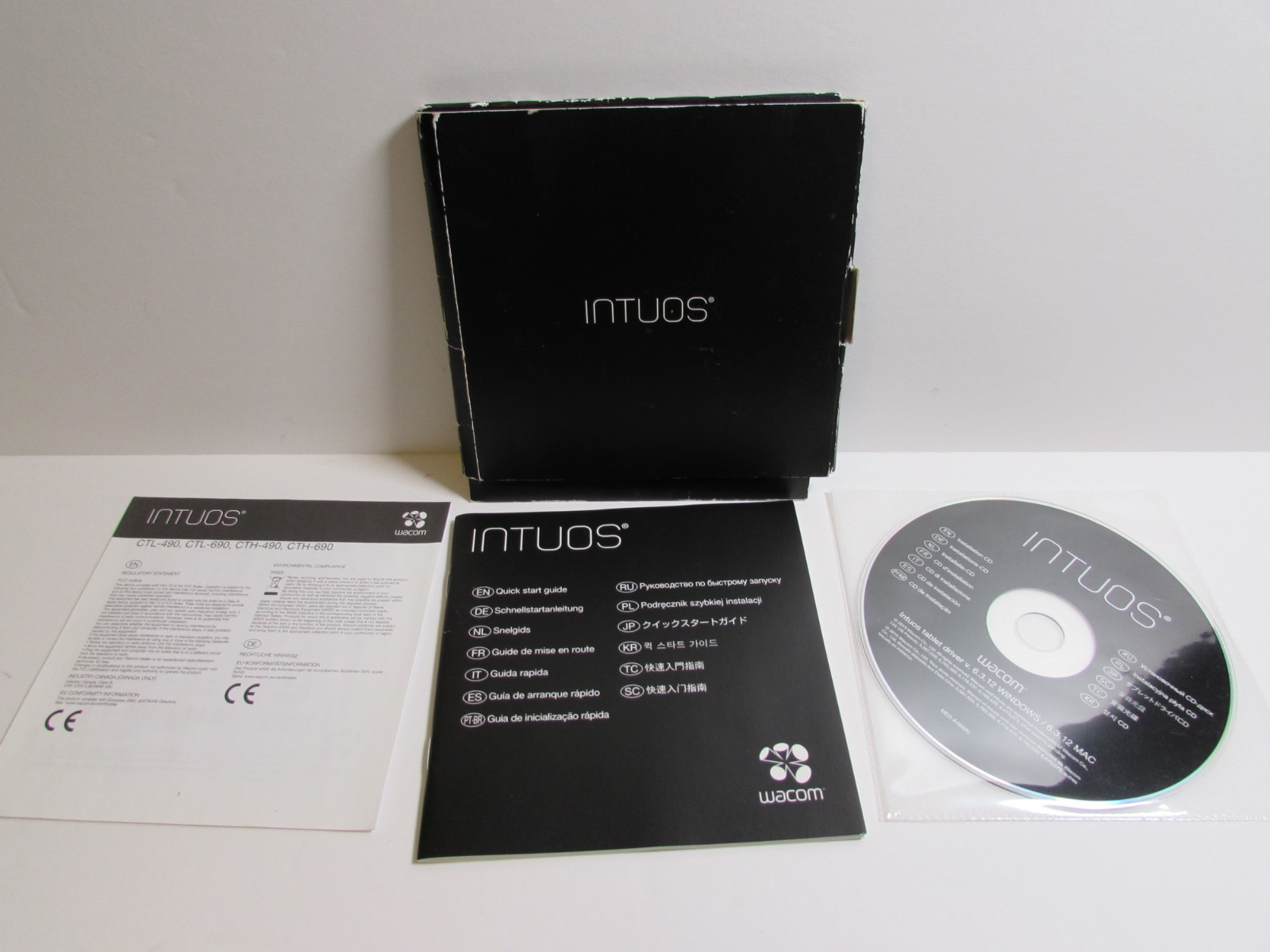 Wacom Intuos Quick Start Guide and Driver Disc set