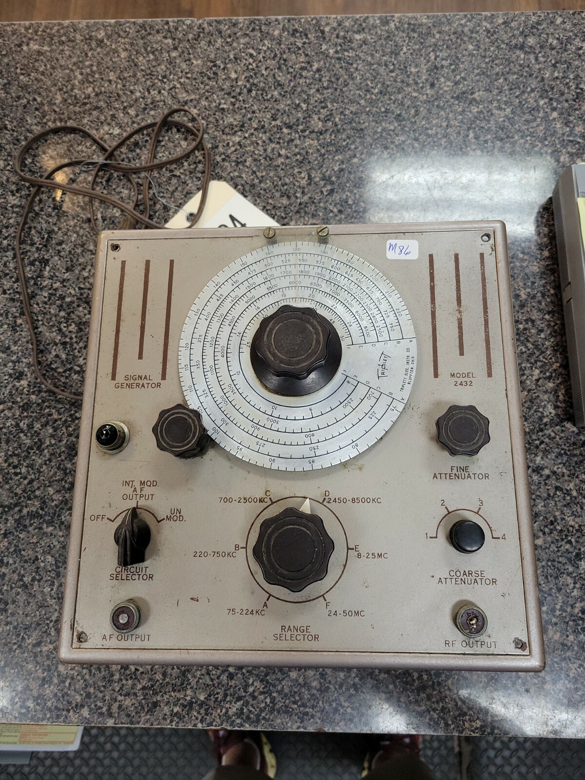 TRIPLETT 2432 SIGNAL GENERATOR AS IS ELECTRICAL