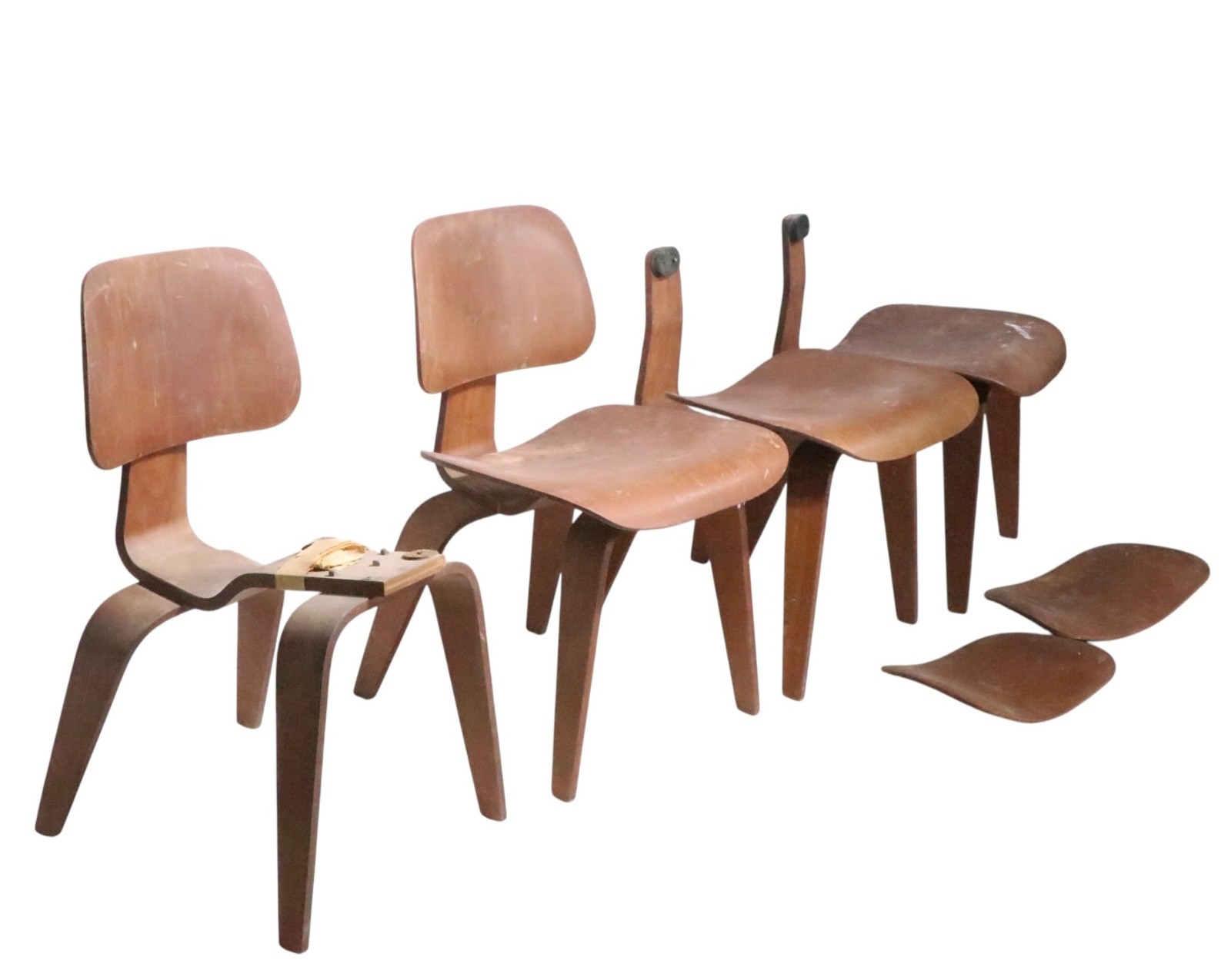 Lot of 4 Early Eames DCW Chairs as is