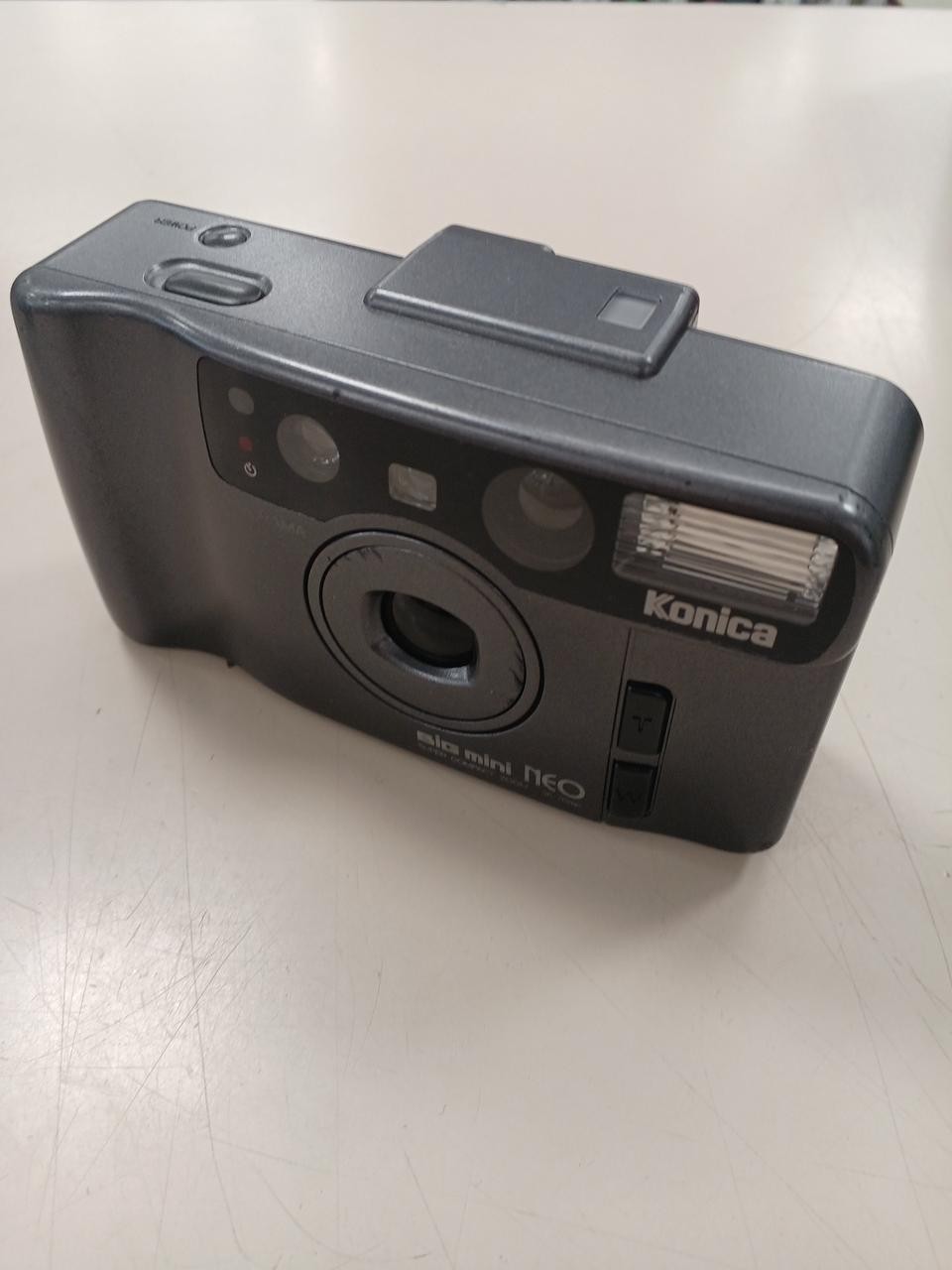 KONICA BIG MINI NEO compact film camera