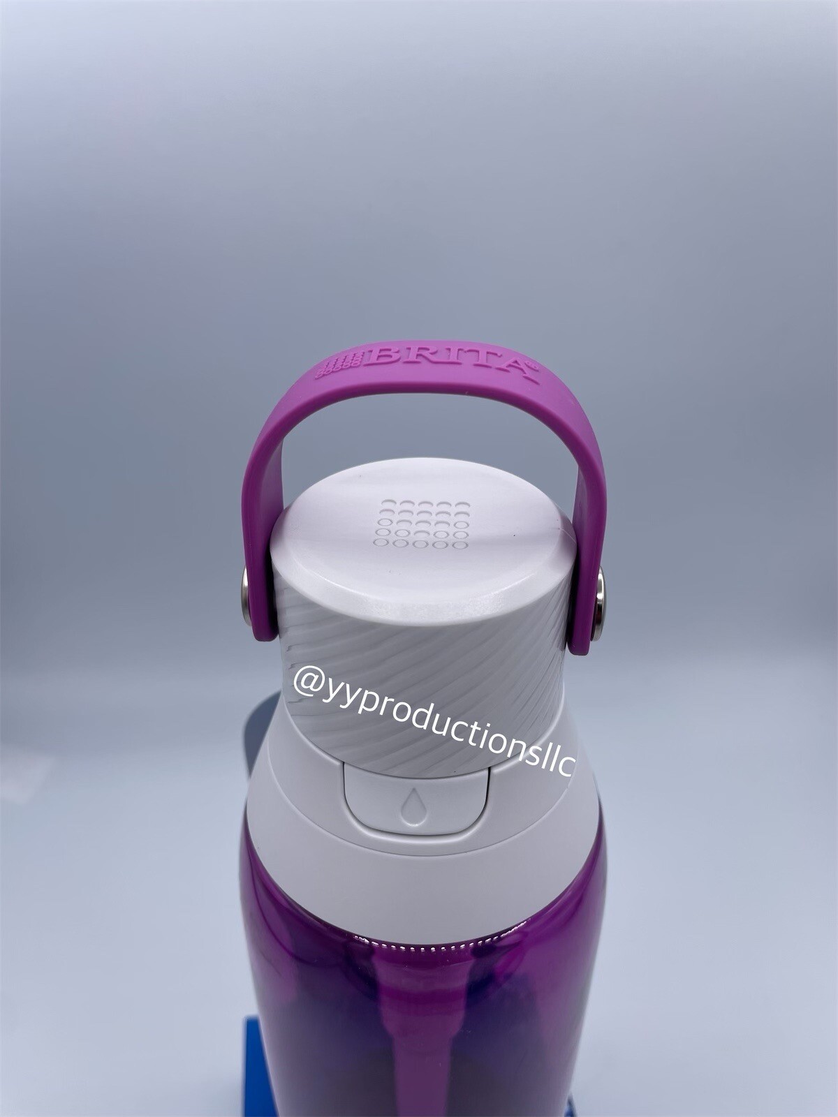 BRITA Premium Filtering 26oz Water Bottle