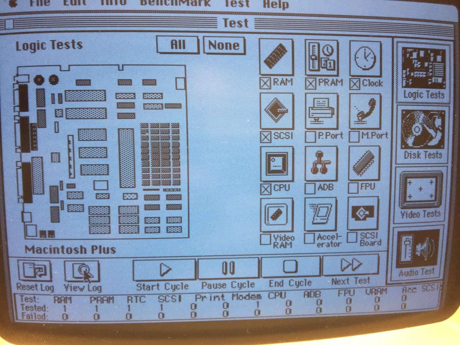 Macintosh Plus. BlueSCSI. 4mb. Clear Screen. Recapped