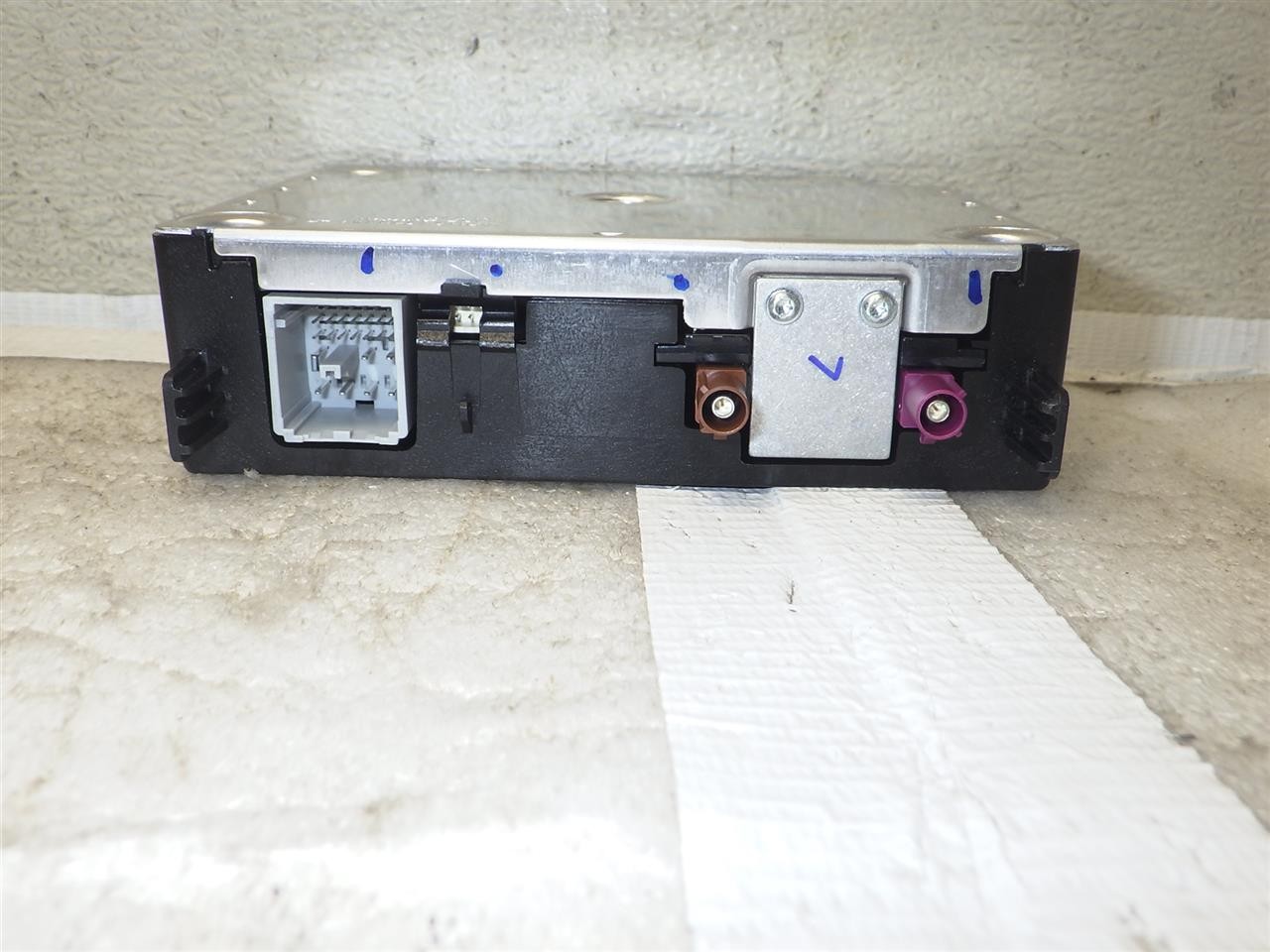 GMC Terrain 2023-2024 Telematics Interface Module 86579859 8161