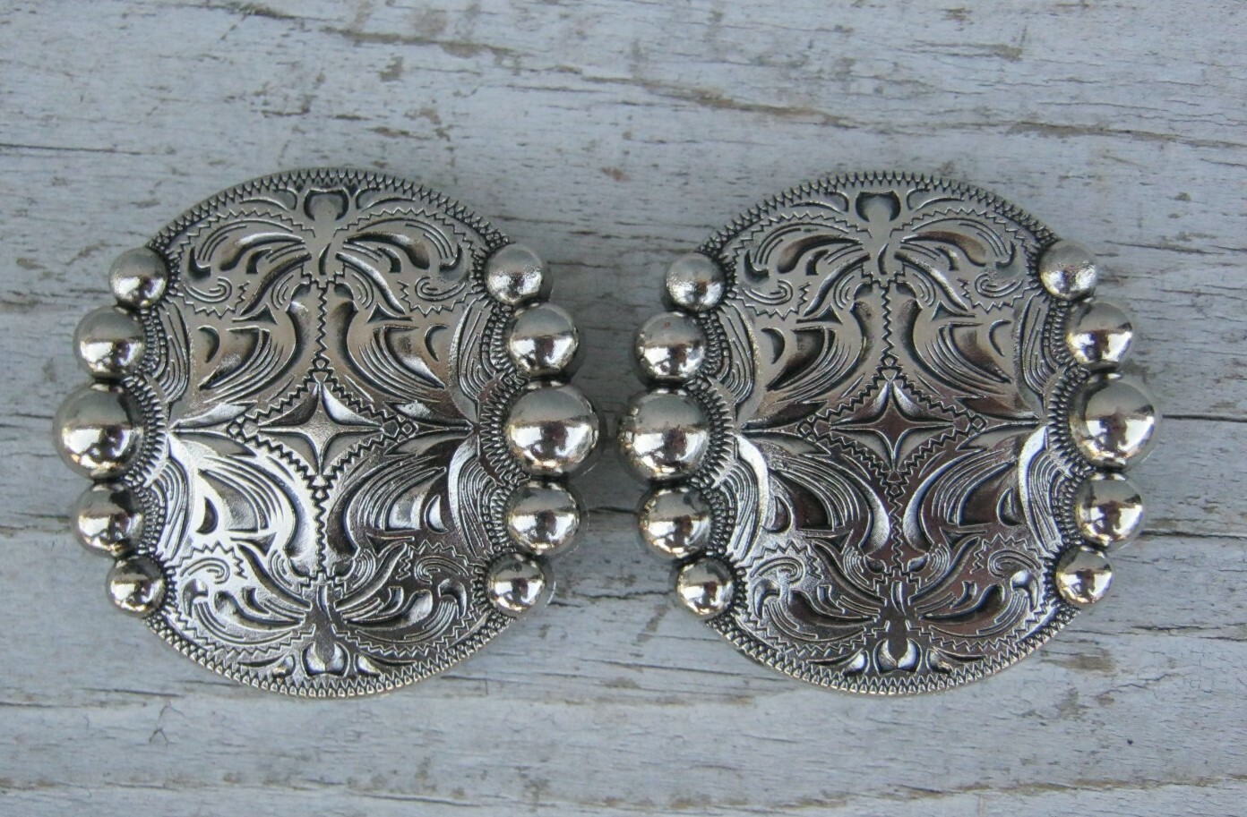 Engraved Nickel Plate Silver Spot Concho Chicago Screw 1" 1-1/2" Set of 2