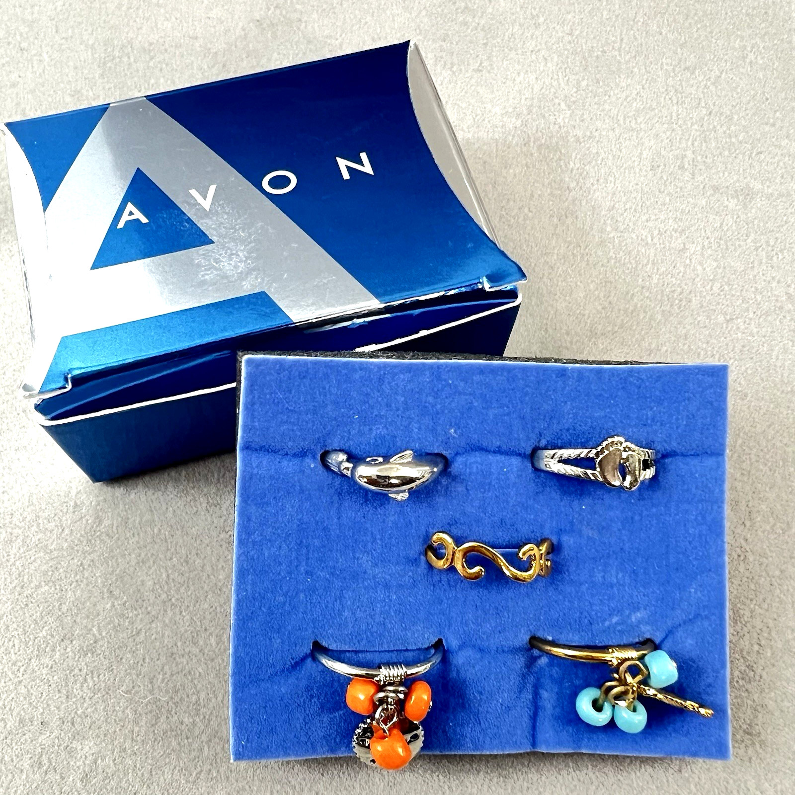 Avon Fun In The Sun Toe Ring Set Dangle Sea Horse Sand Dollar Dolphin VTG 2004