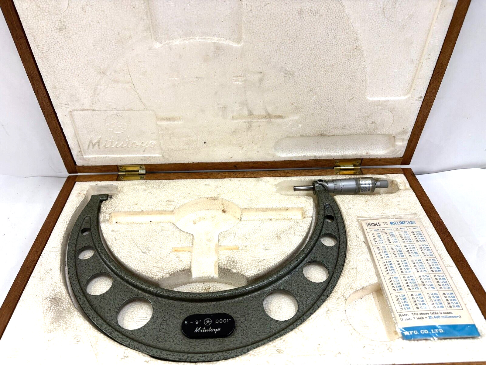MITUTOYO MICROMETER NO. 103-223A RANGE: 8-9"