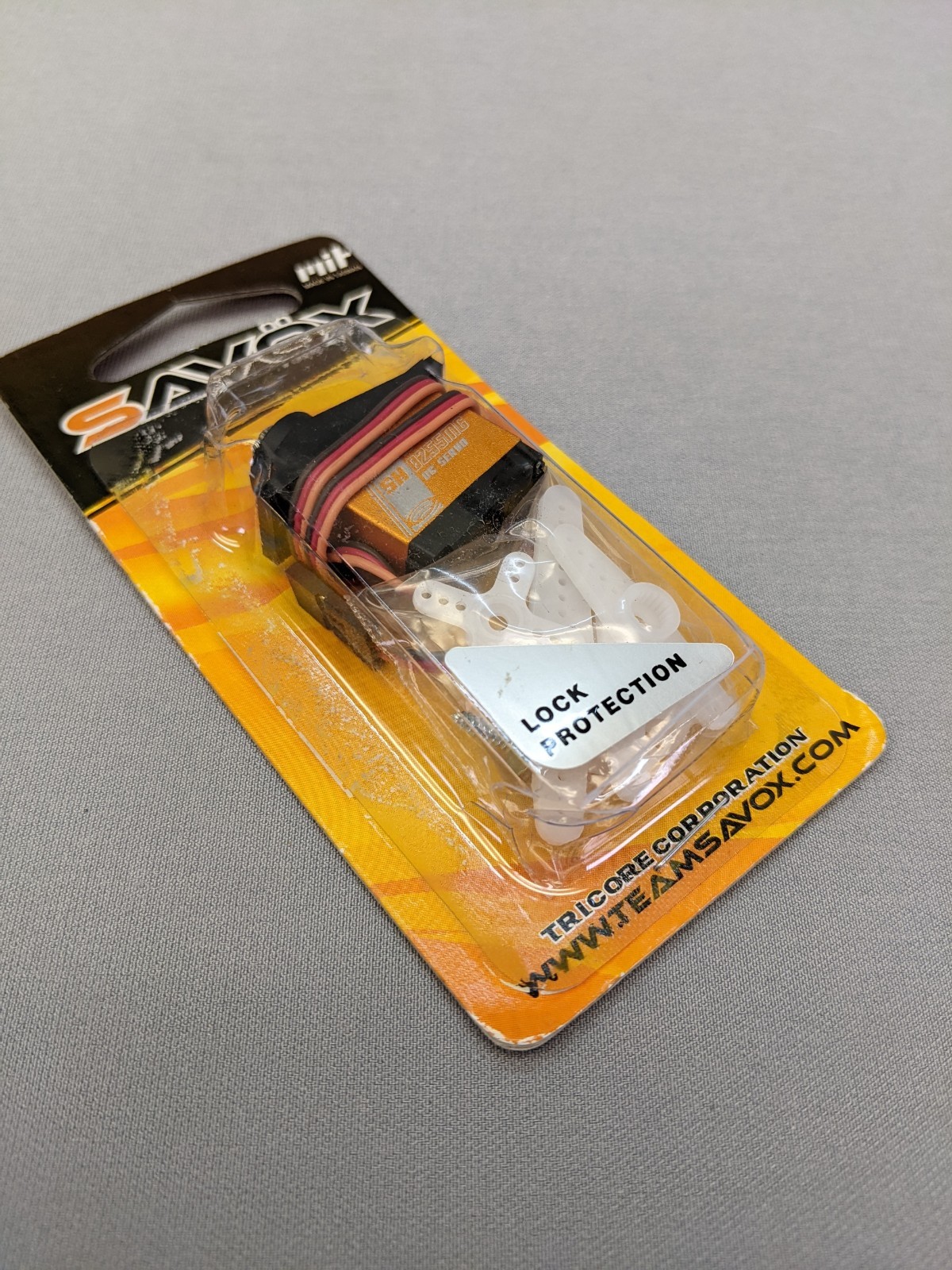 Savox SH0255MGP PLUS Micro Digital MG Servo .13/54, Opened
