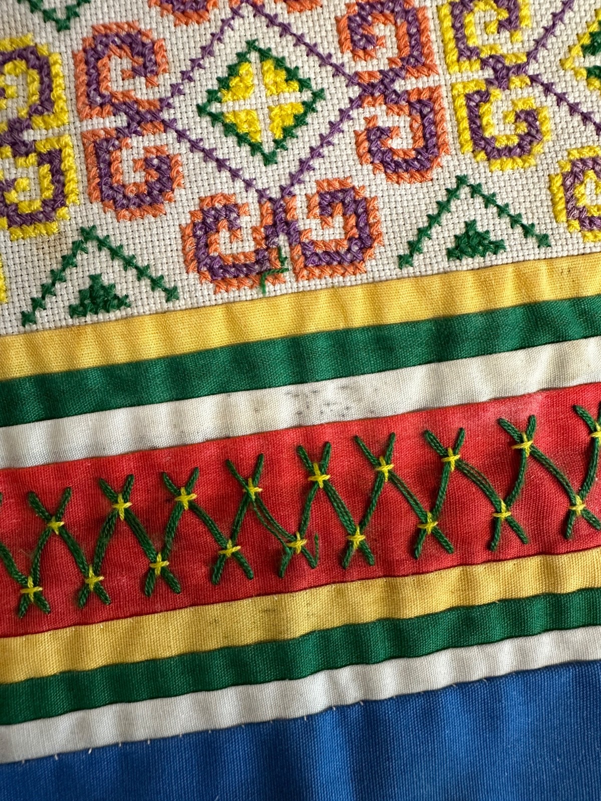 Hand Embroirded Shipibo Alter Cloth