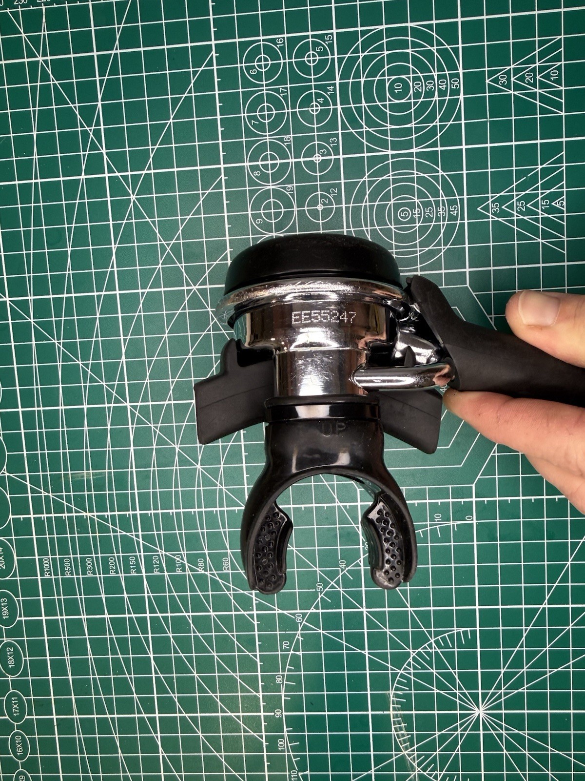 Mares MR22 Abyss DFC Scuba Diving Regulator - Yoke
