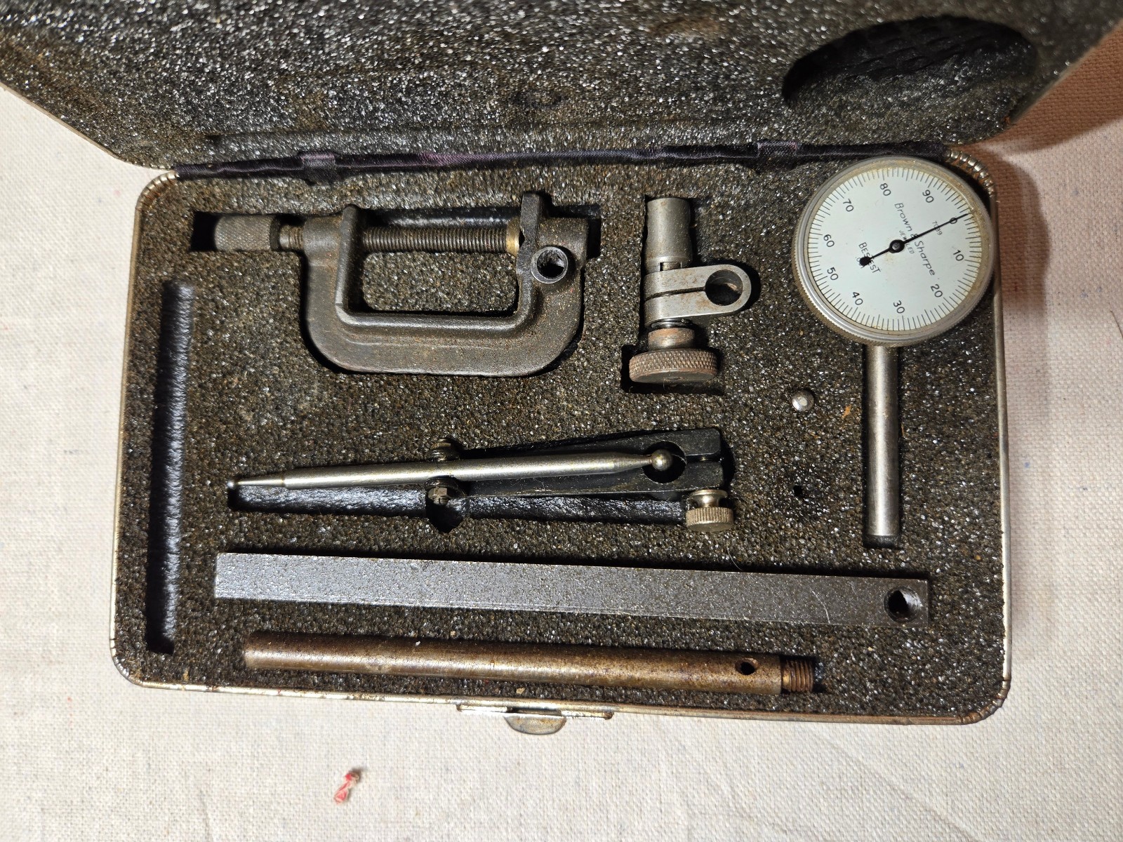 Brown And Sharpe Dial Indicator No 7039