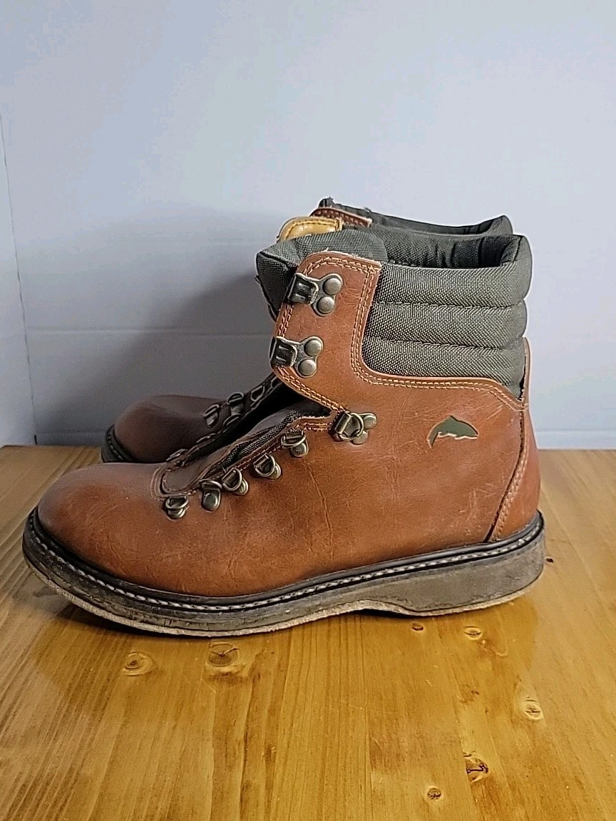 Simms Freestone Wading Fishing Boots Mens Size 9 Leather Felt Bottom NO LACES