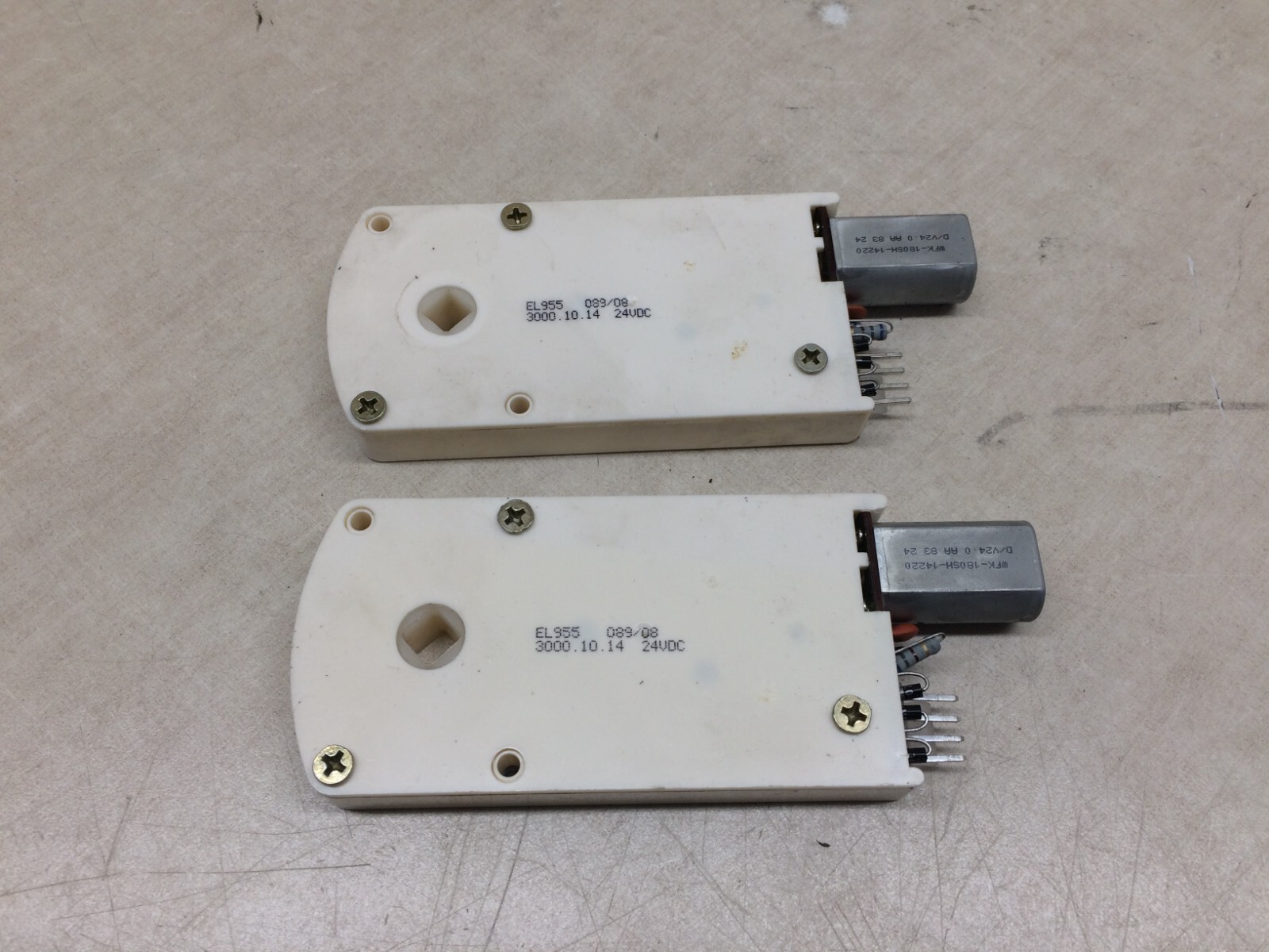 Lot of 2 Seaga Purco OD8RD EL955 3000.10.14 24V DC Electric Actuator Mechanism