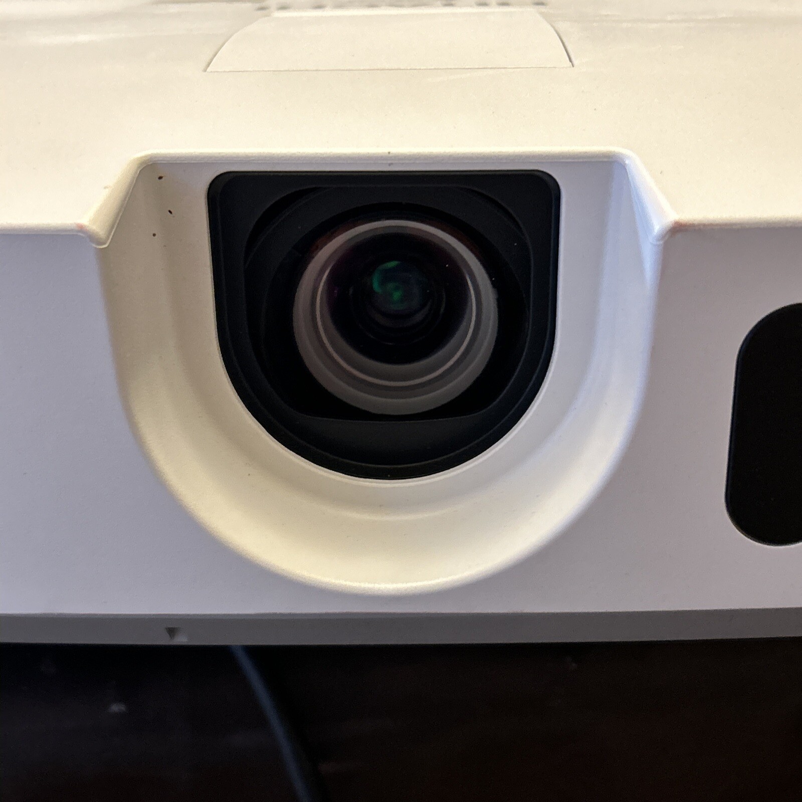 Hitachi CP-WX4021N 3LCD Projector - 8,478 Hours